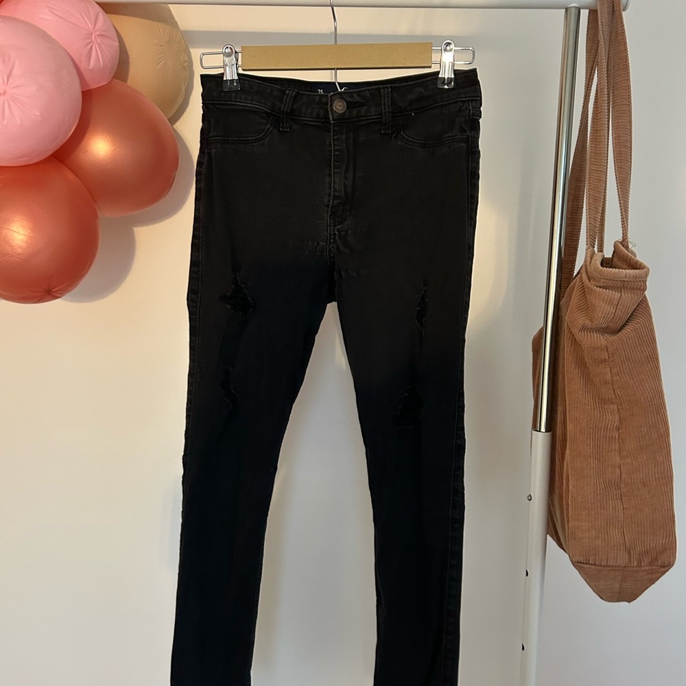 Black Distressed Women Jeans